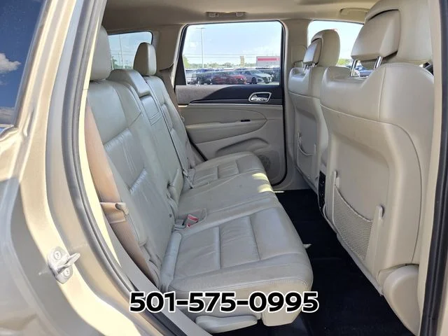 Used 2015 Beige Jeep Limited image 17