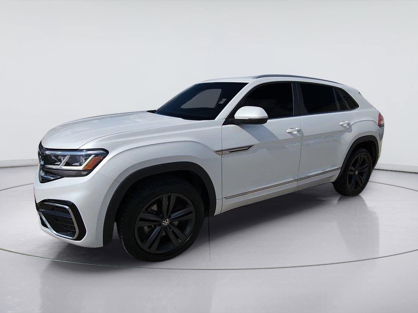 2021 Volkswagen Atlas Cross Sport 3.6L V6 SE w/Technology R-Line White at AutoNation USA Katy