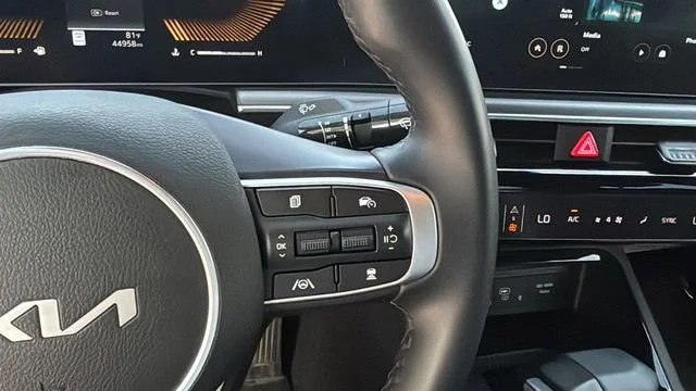 Used 2025 Gray Kia GT-Line image 25