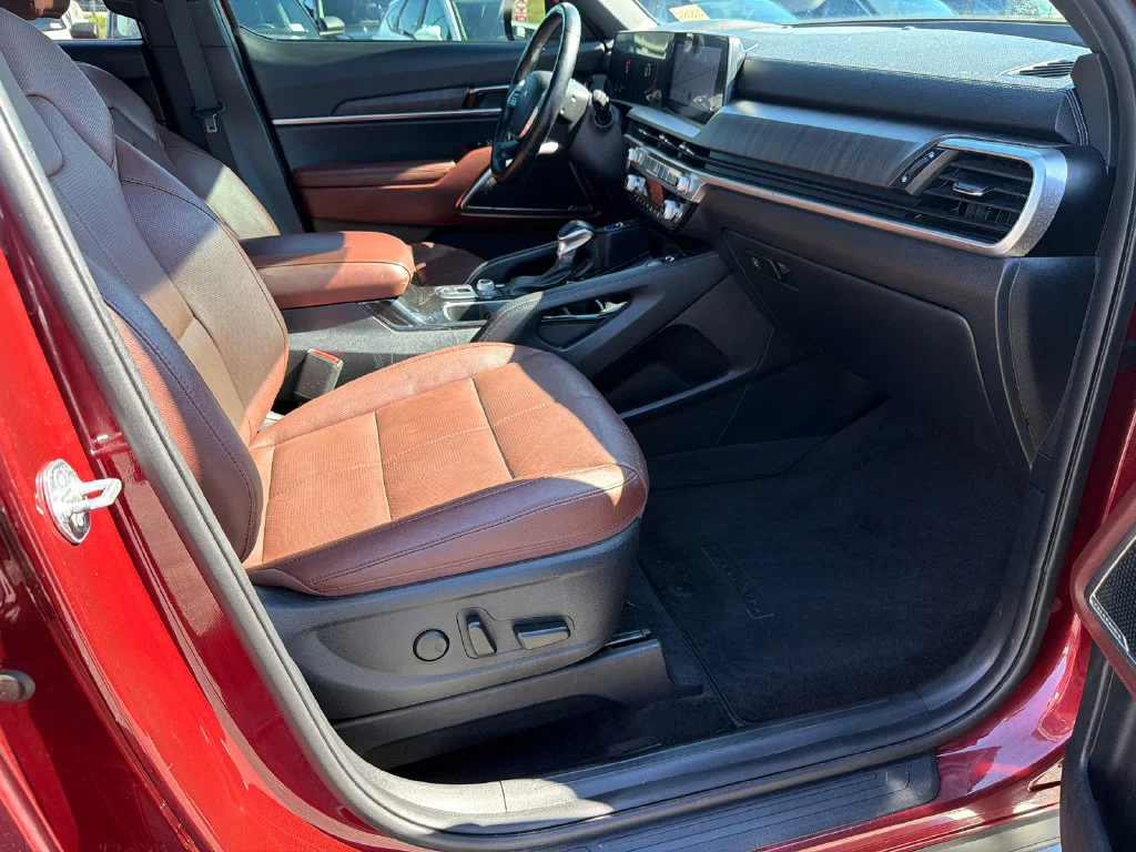 Used 2024 Red Kia EX image 13