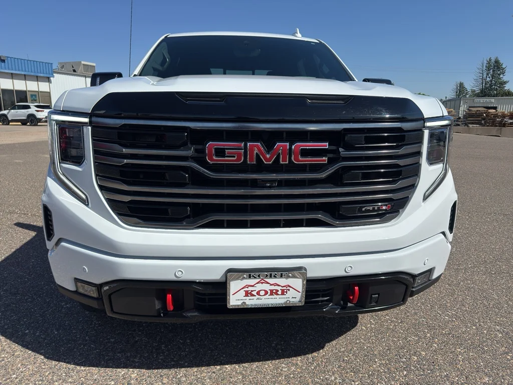 Used 2025 Summit White GMC AT4 image 3