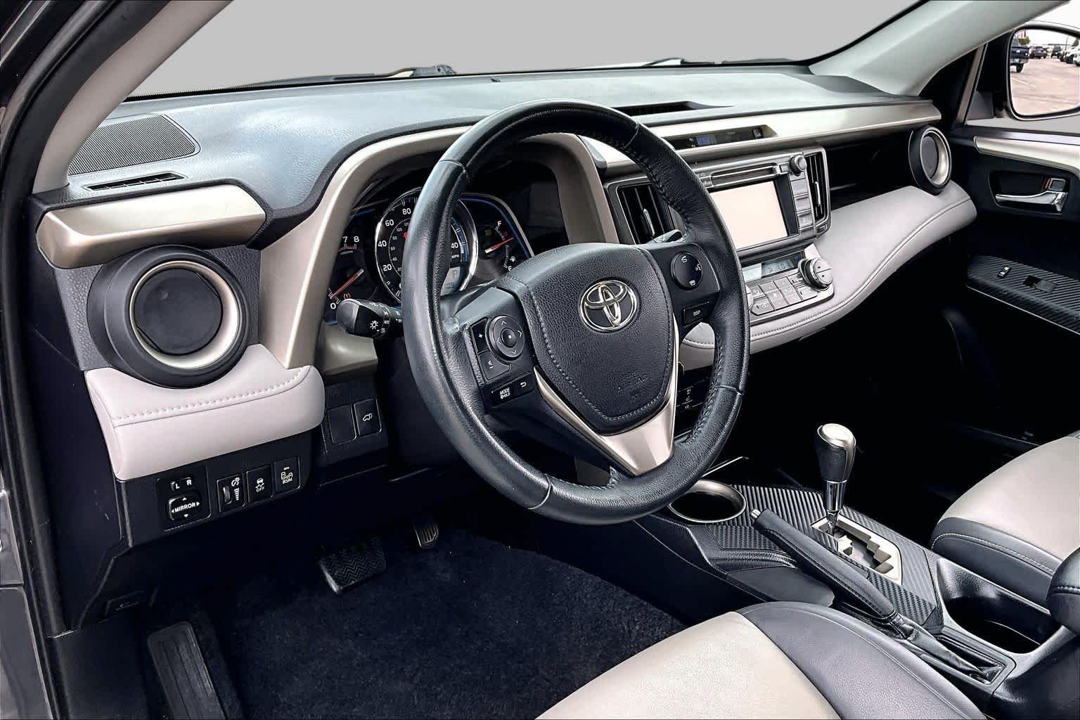 Used 2014 Magnetic Gray Metallic Toyota Limited image 18