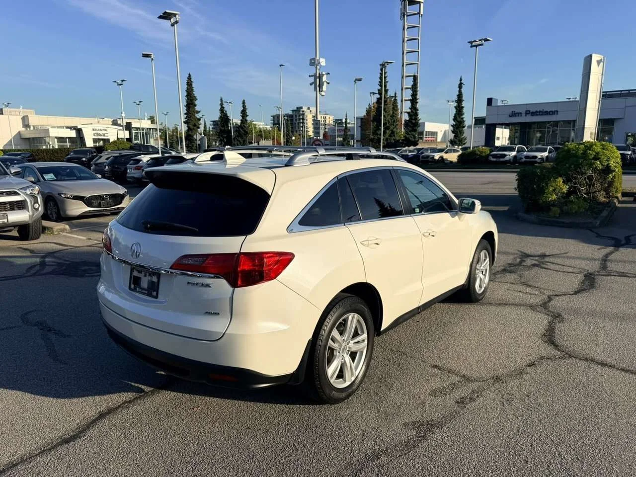 Used 2014 Crystal Black Pearl Acura Tech at Dilawri Certified   Local BC   One Owner image 6