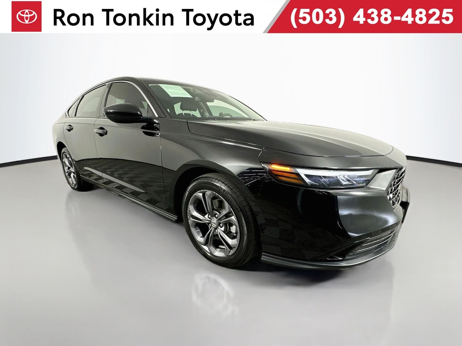 Used 2023 Crystal Black Pearl Honda EX image 1
