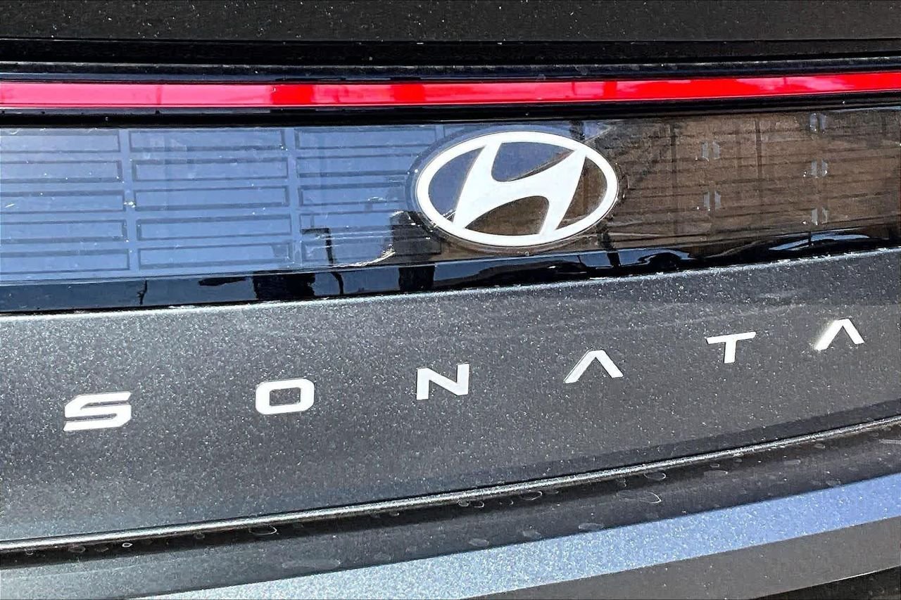 New 2026 Portofino Gray Hyundai SEL Sport image 15