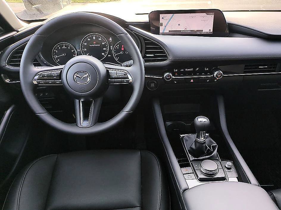 2026 Mazda Mazda3 Premium - Photo 29