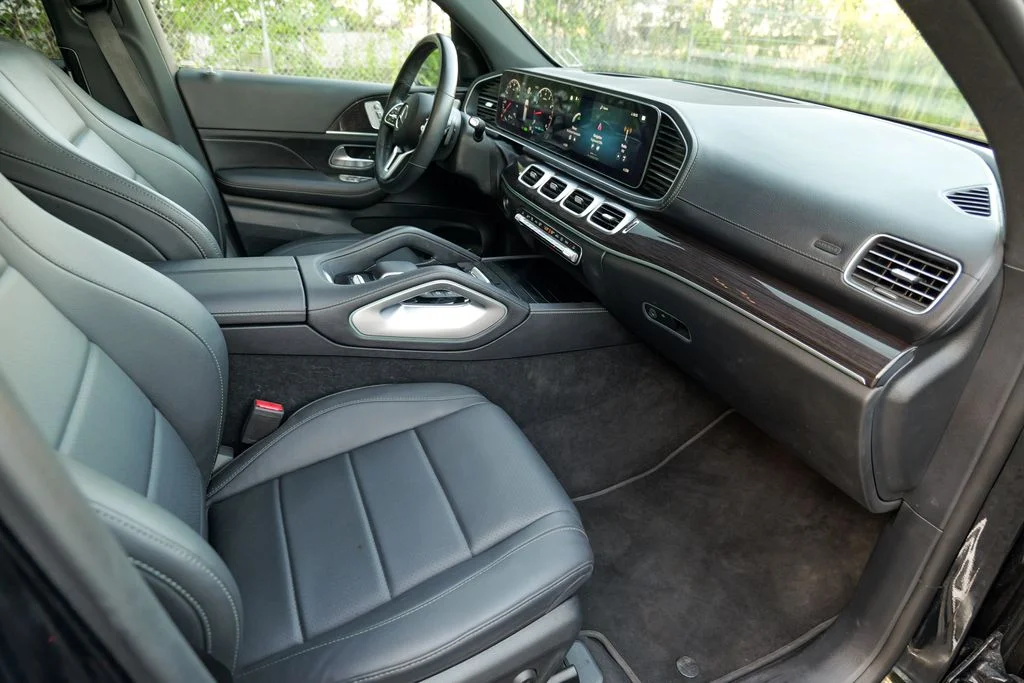 Used 2023 Black Mercedes-Benz GLS 450 image 37