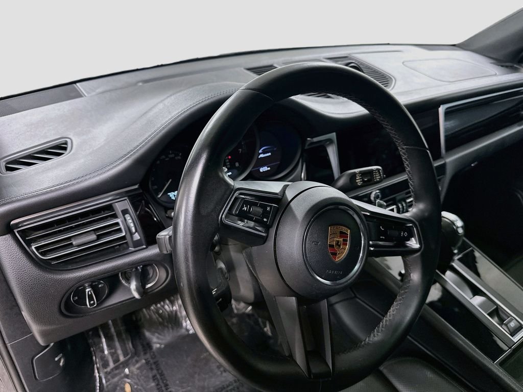 Used 2022 Black Porsche Base image 9