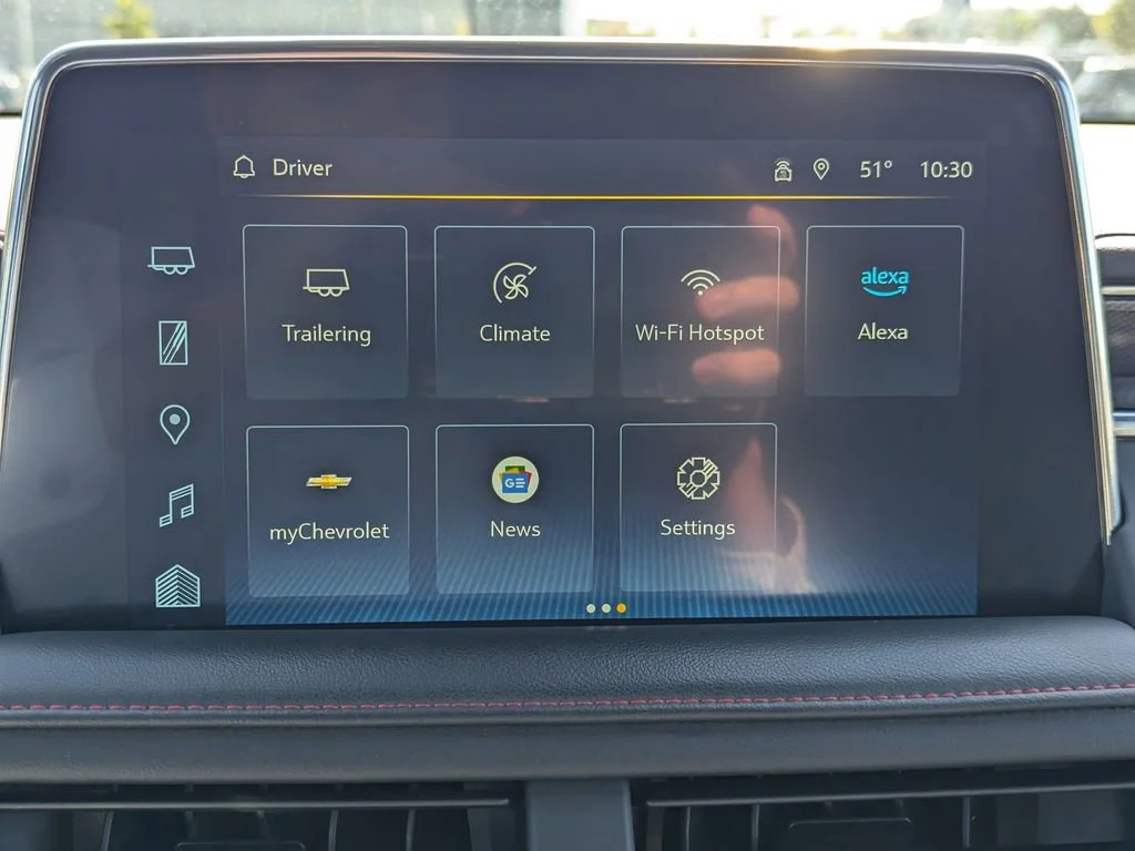 2023 Chevrolet Suburban RST - Photo 23