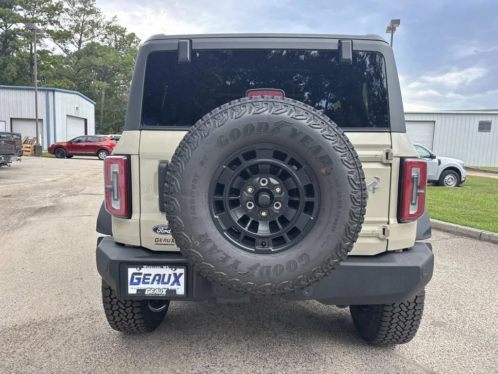 New 2026 Desert Sand Ford Outer Banks® image 16