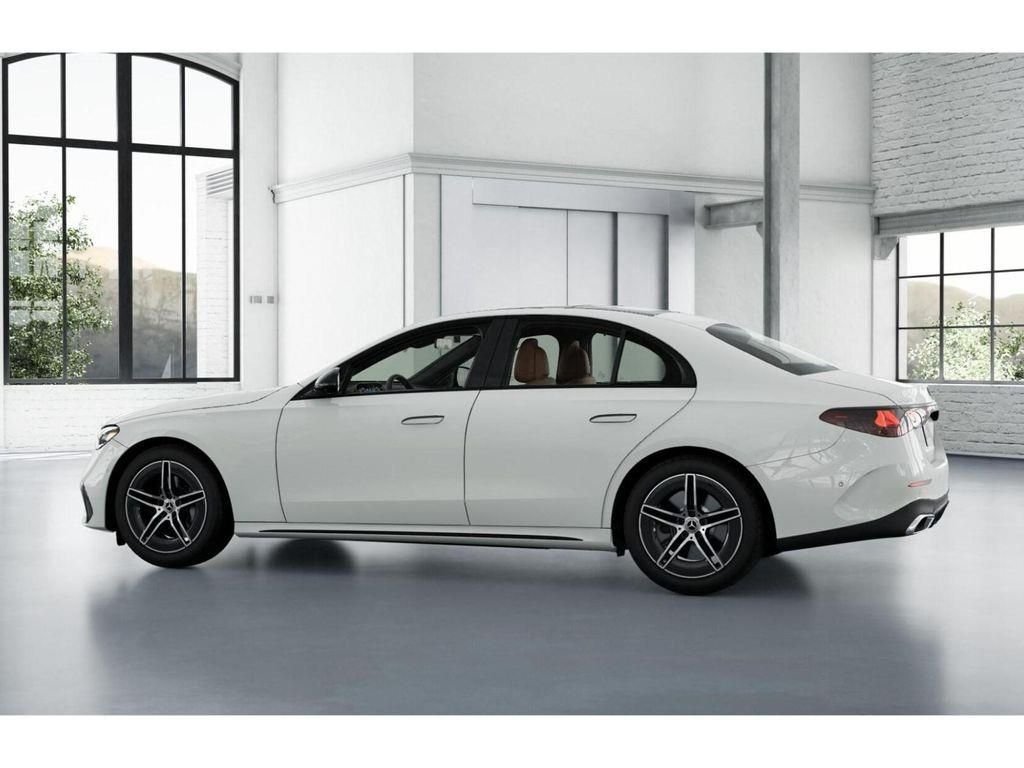 2026 Mercedes-Benz E-Class E450 - Photo 32