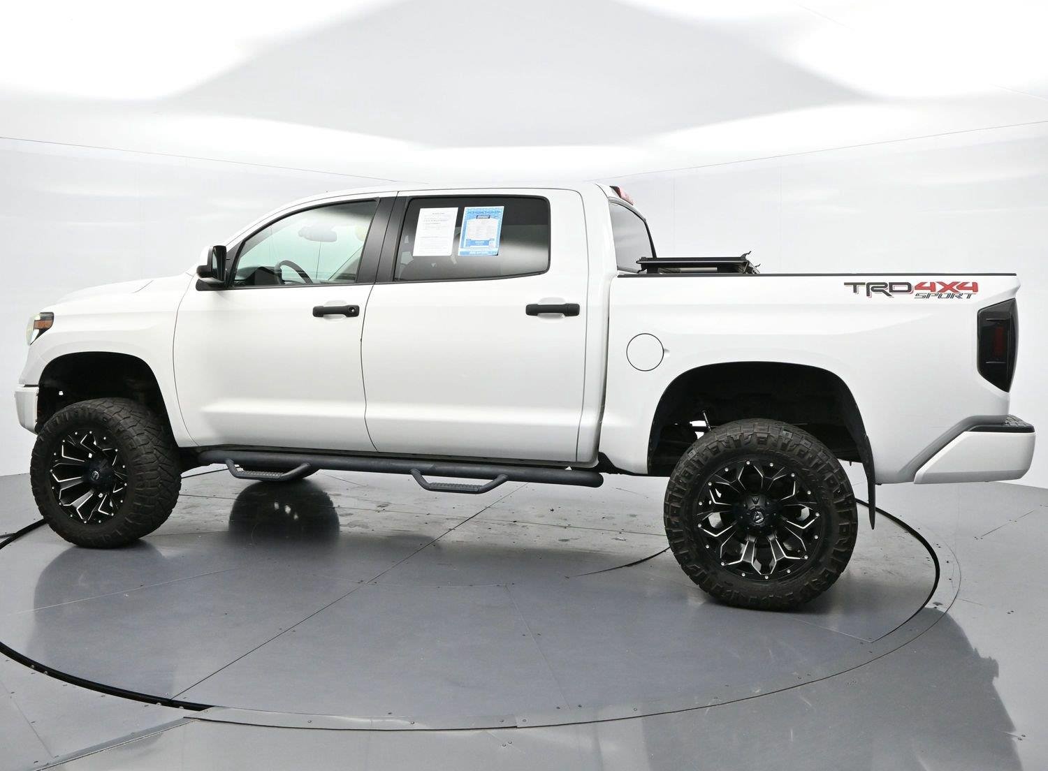 Used 2019 Super White Toyota SR5 image 5