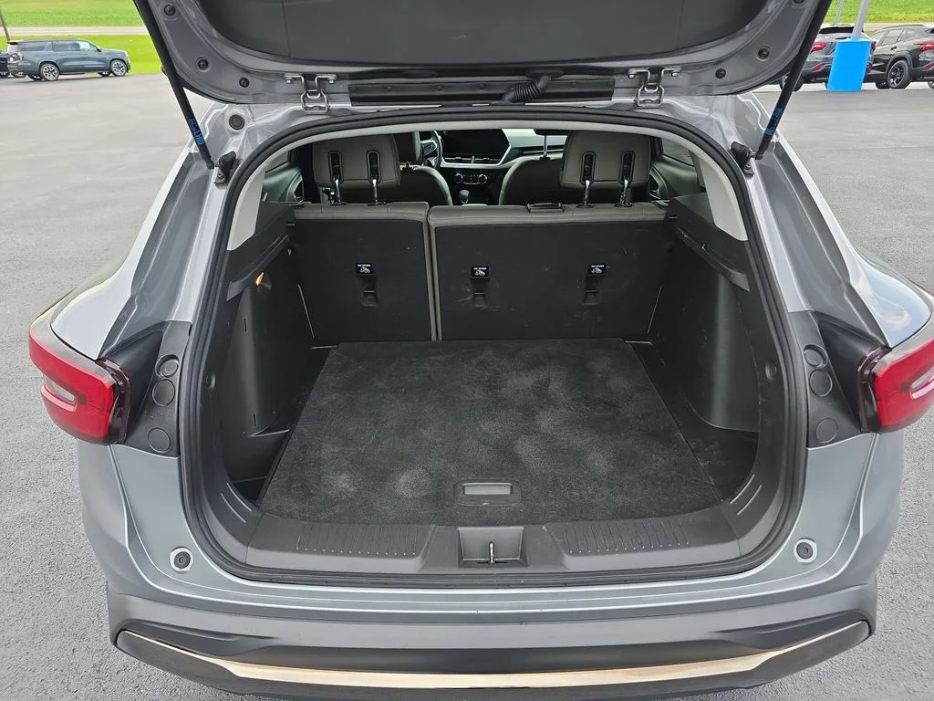 Used 2024 Gray Chevrolet ACTIV image 13
