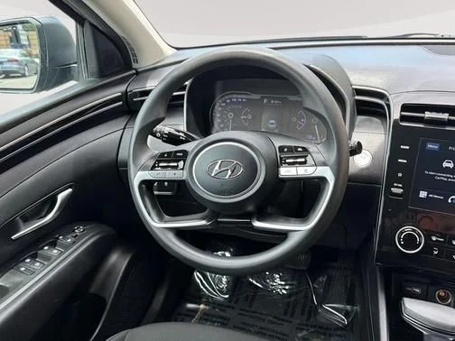 Used 2023 Black Hyundai SEL image 12