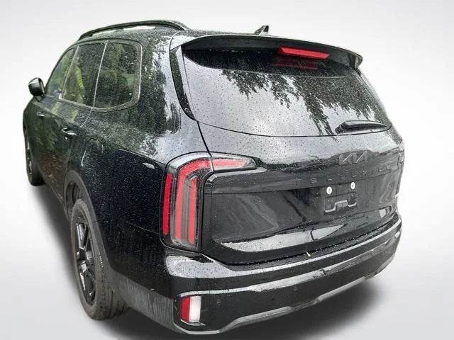 Used 2025 Black Kia EX X-Line image 10