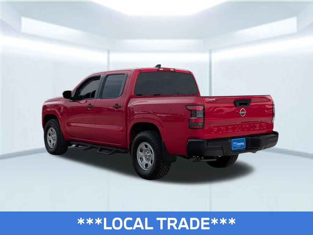 Used 2022 Red Nissan S image 3