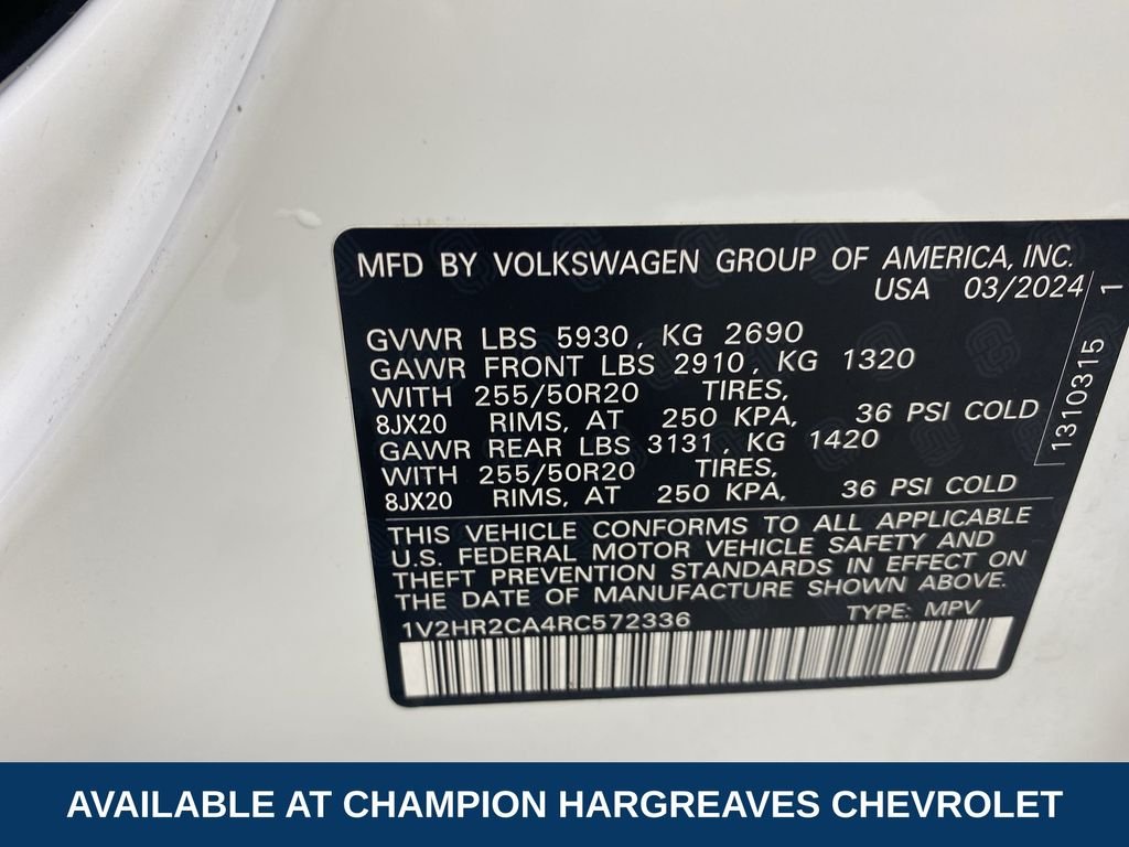 Used 2024 Pure White Volkswagen 2.0T SE w/Technology image 42