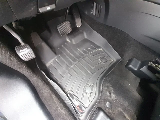 Used 2018 Blue Ford Platinum image 38