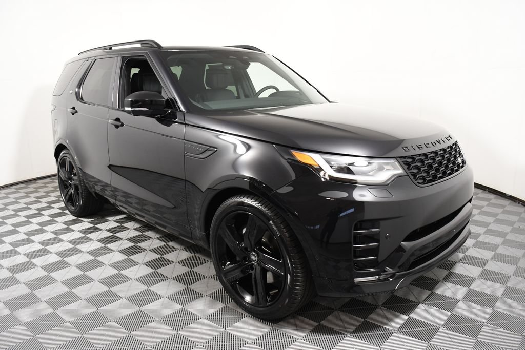 Certified Used 2025 Santorini Black Metallic Land Rover Dynamic SE image 8
