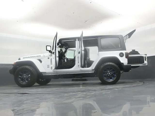 New 2026 Bright White Clear-Coat Exterior Paint Jeep 85th Anniversary Edition image 56