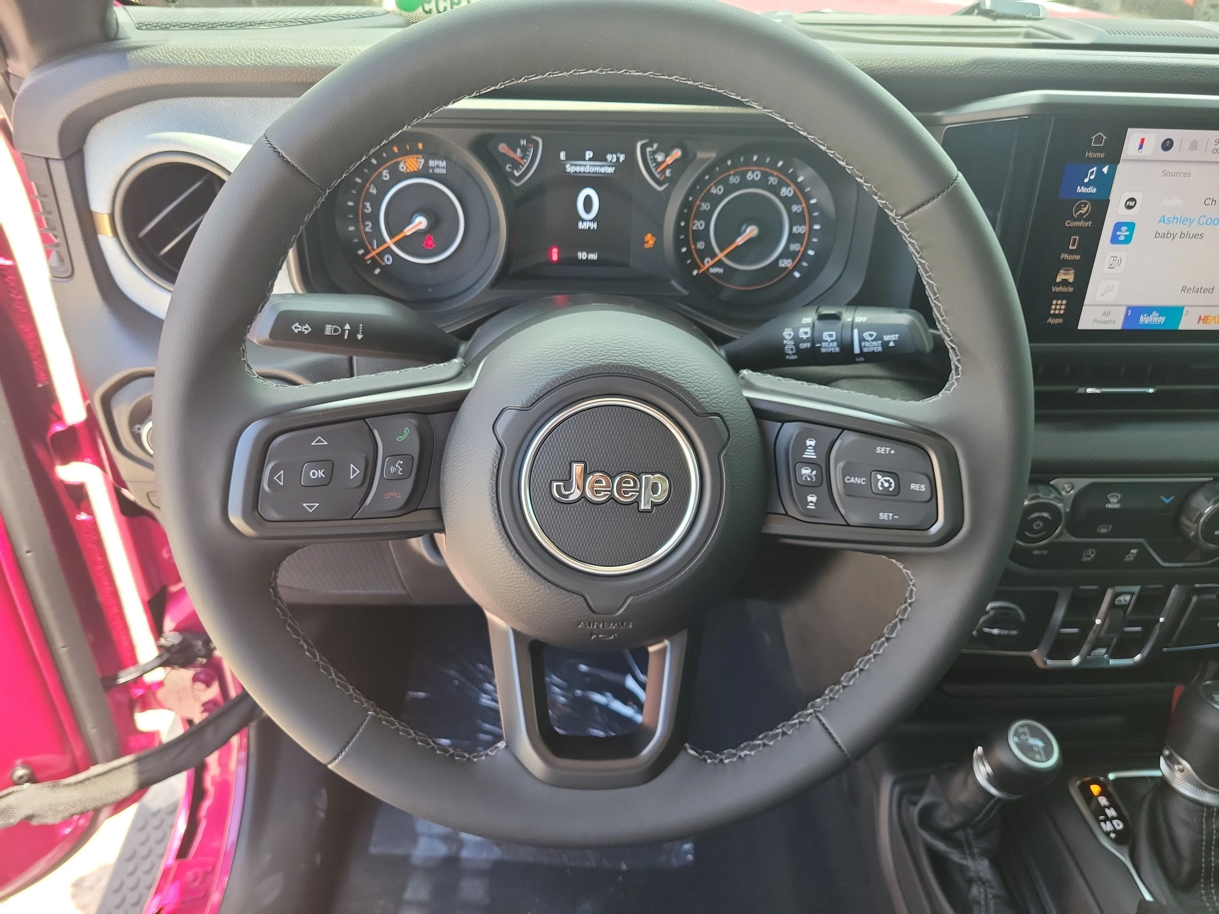 New 2026 Tuscadero Pearlcoat Jeep Sport S image 18