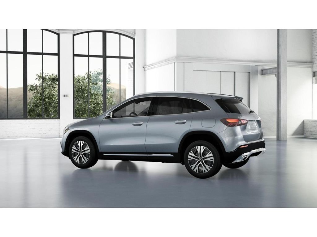 New 2026 Cirrus Silver Metallic Mercedes-Benz GLA 250 4MATIC® image 31