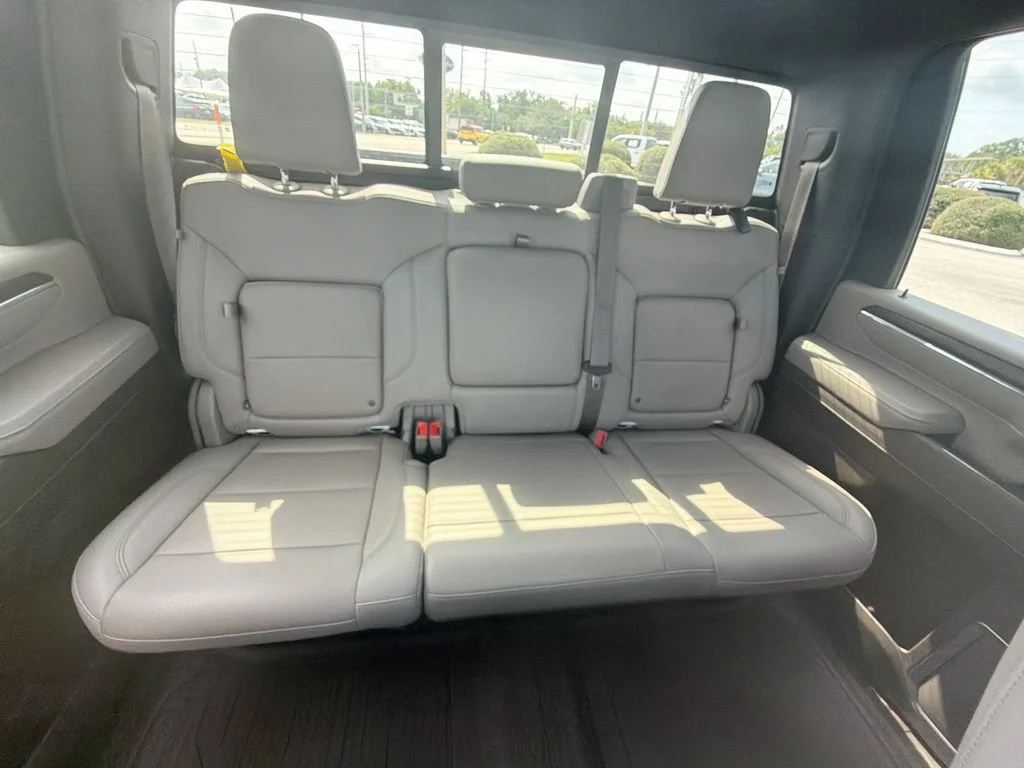 2024 GMC Sierra 2500HD SLT - Photo 15