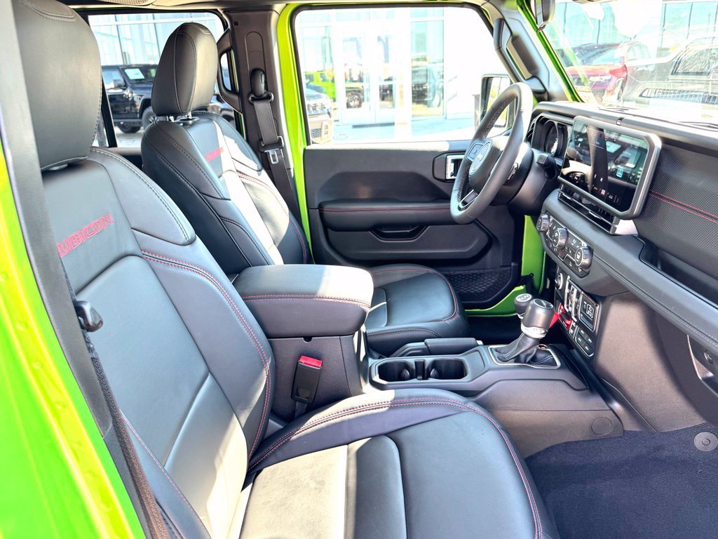 Used 2025 Green Jeep Rubicon image 27