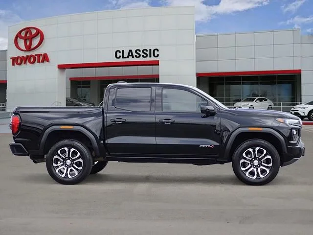 Used 2024 Onyx Black GMC AT4 image 3