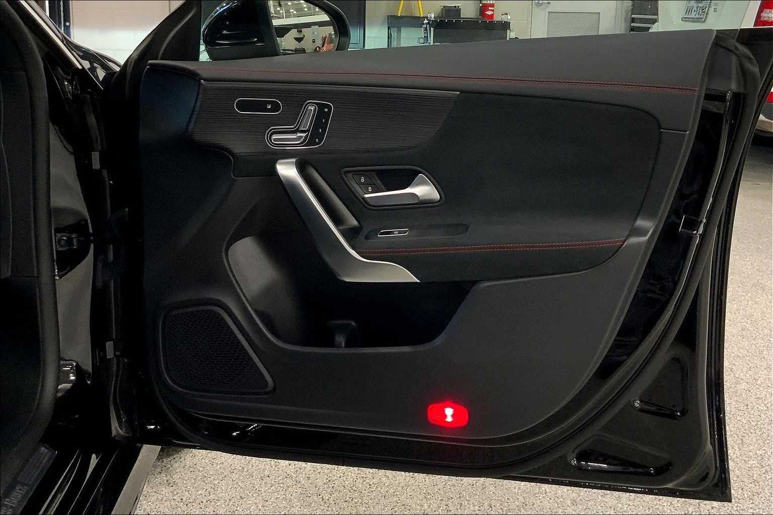 Used 2023 Night Black Mercedes-Benz CLA 250 image 20