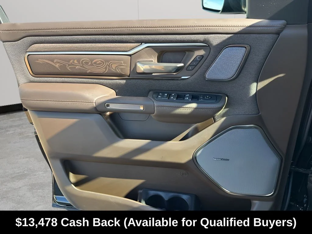 New 2026 Diamond Black Crystal Pearlcoat RAM Limited image 34