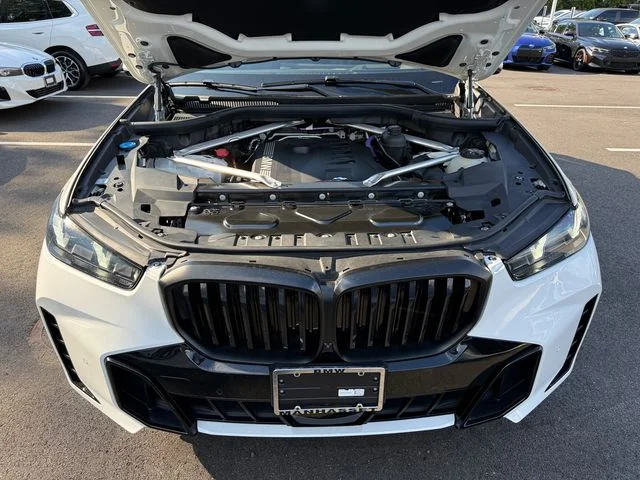 Certified Used 2024 Alpine White BMW xDrive40i image 27