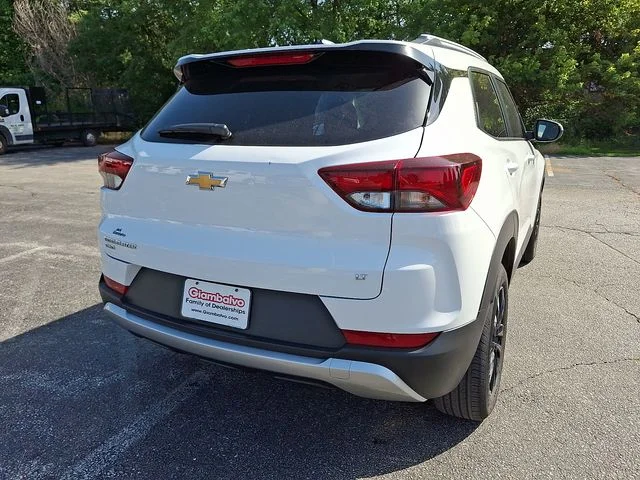 Used 2023 White Chevrolet LT image 10