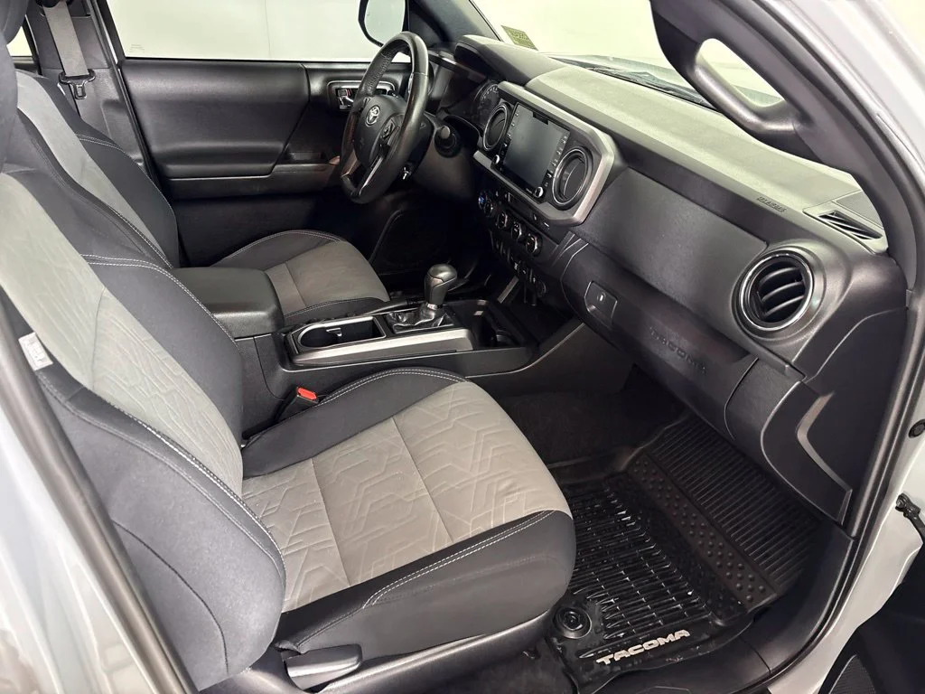 Used 2020  Toyota TRD Off-Road image 20