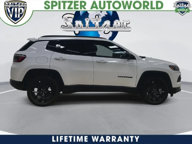 New 2026 Bright White Clear-Coat Exterior Paint Jeep Altitude image 16