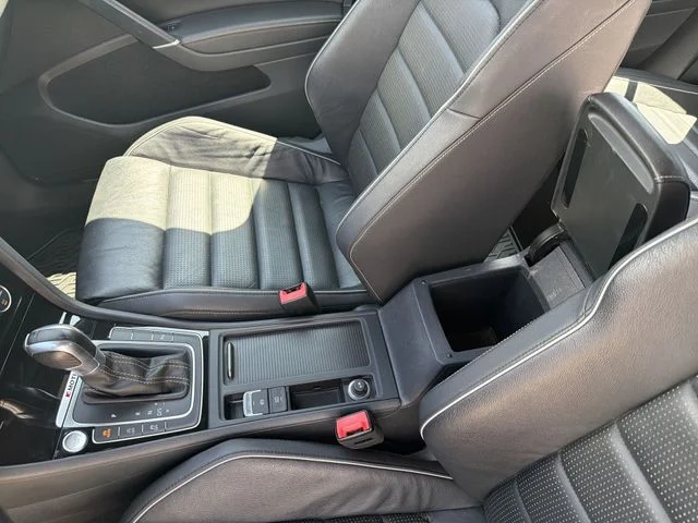 Used 2019 Gray Volkswagen DCC & Navigation 4Motion image 23
