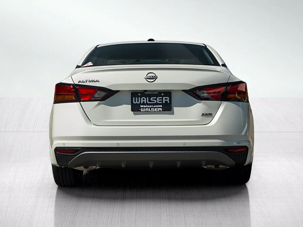 New 2026 Pearl White Tricoat Nissan 2.5 SV image 5