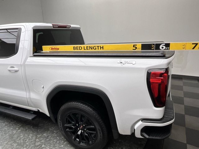 Used 2024 Summit White GMC Elevation image 31