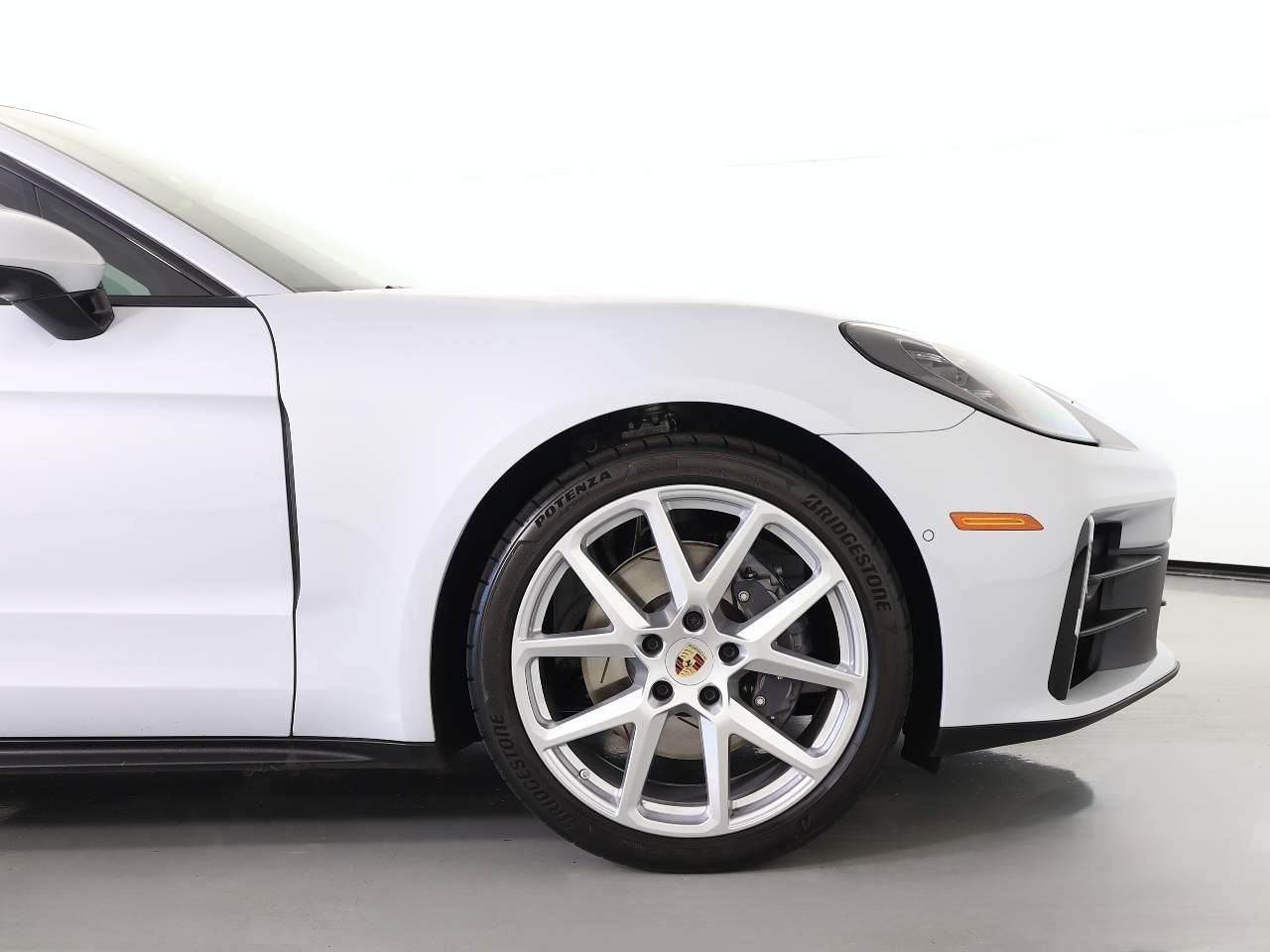 Used 2025 White Porsche 4 image 11