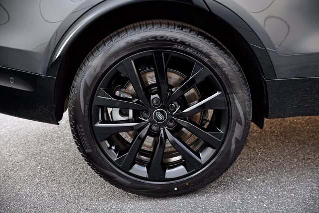 2026 Land Rover Discovery Gemini Edition - Photo 12