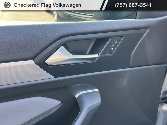 Used 2025 Platinum Gray Metallic Volkswagen 1.5T SE image 15