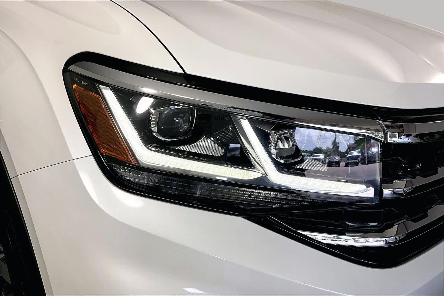 2023 Volkswagen Atlas SEL Premium R-Line - Photo 43