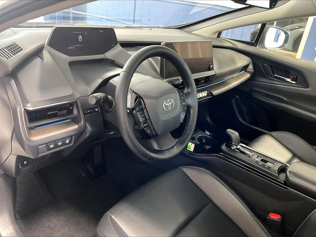 Used 2024 Beige Toyota XLE image 8