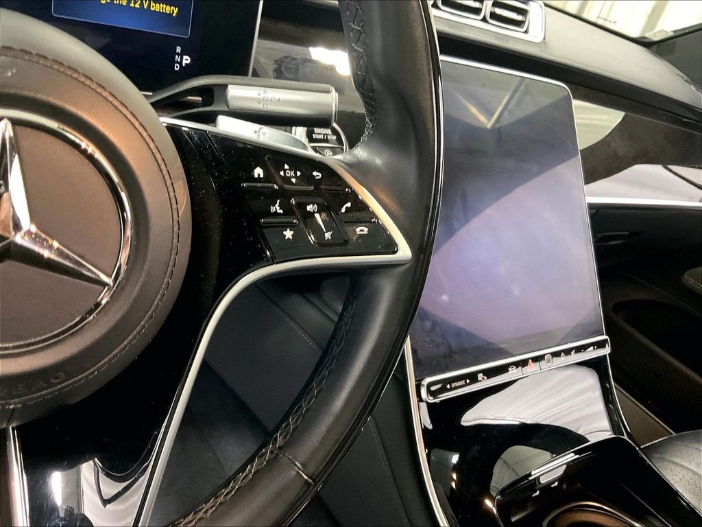 Used 2022 Black Mercedes-Benz S 500 image 24