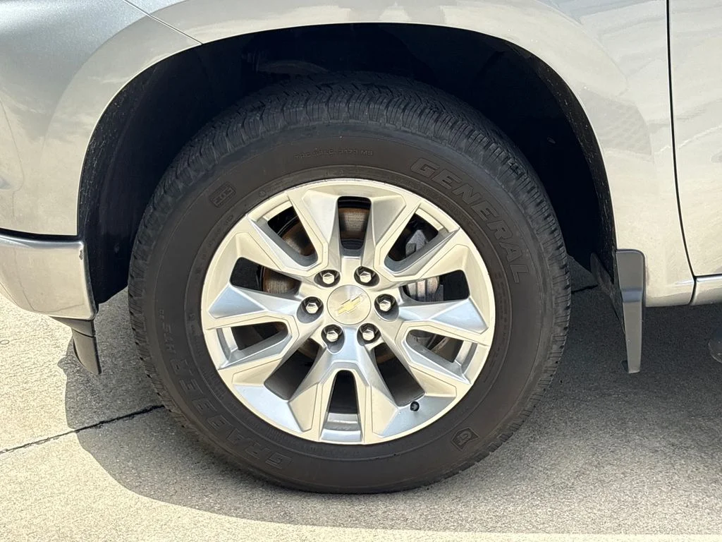 Certified Used 2023 Gray Chevrolet Custom image 11