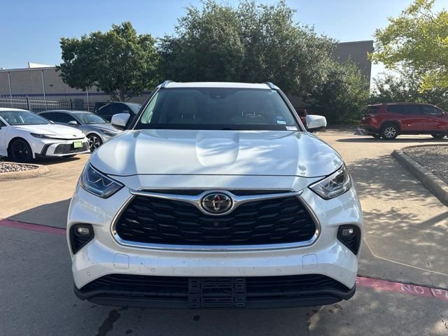 Used 2020 White Toyota Limited image 2