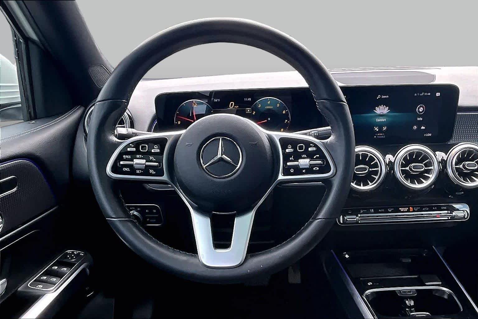 Pre-Owned 2022 Mercedes-Benz GLB 250