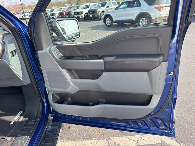 New 2026 Argon Blue Metallic Ford XLT image 28