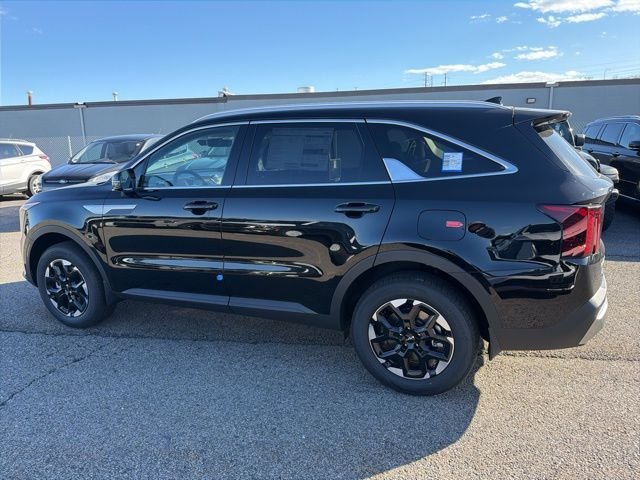 New 2026 Ebony Black Kia S image 5