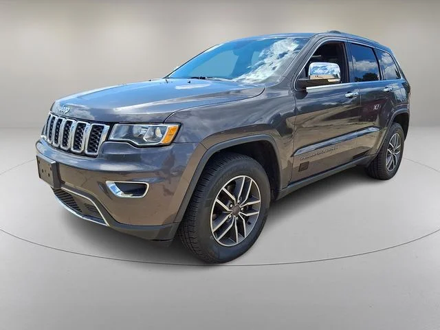 Used 2018 Gray Jeep Limited image 5